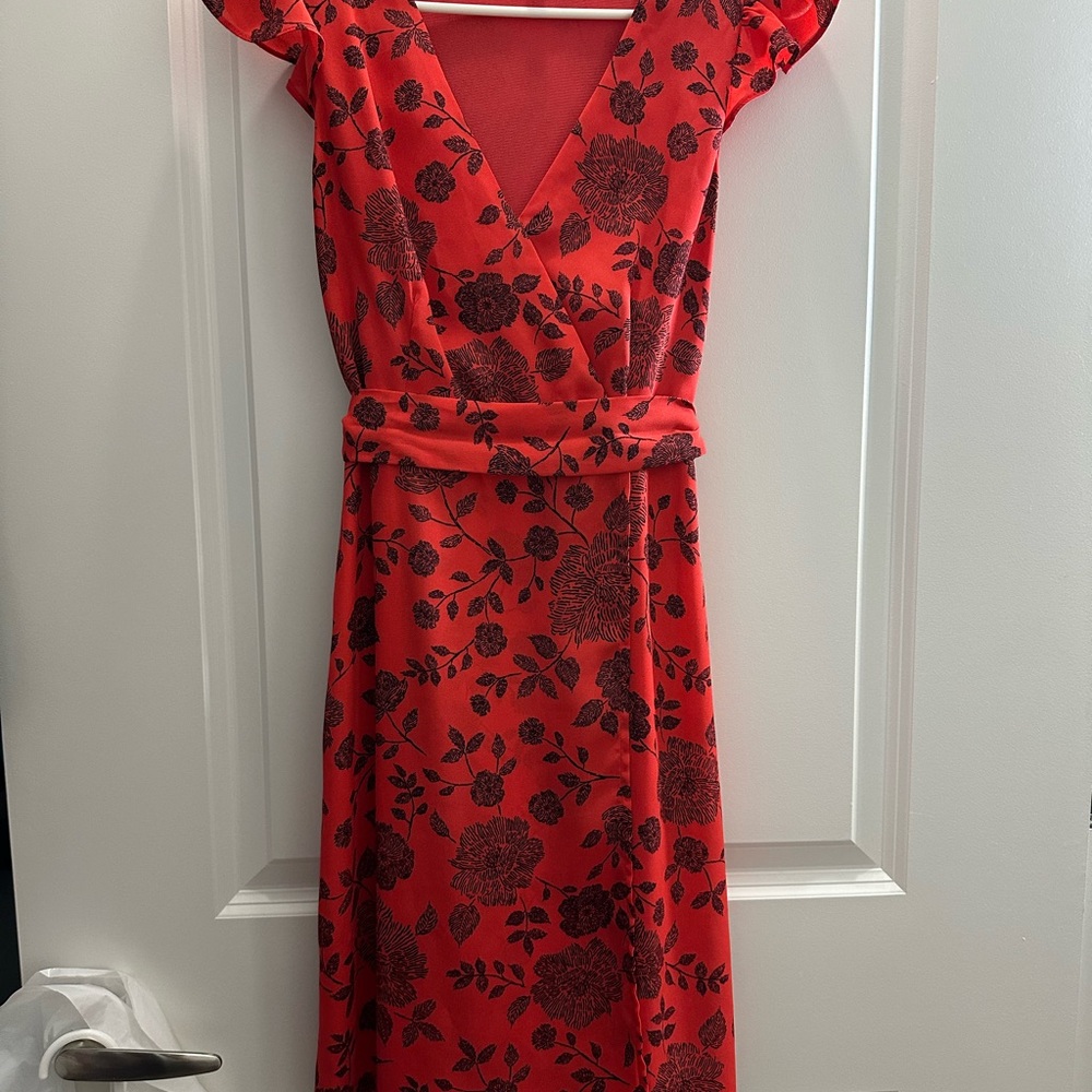 Collective Concepts Red and Black Flutter Sleeve Above Knee Dress XS